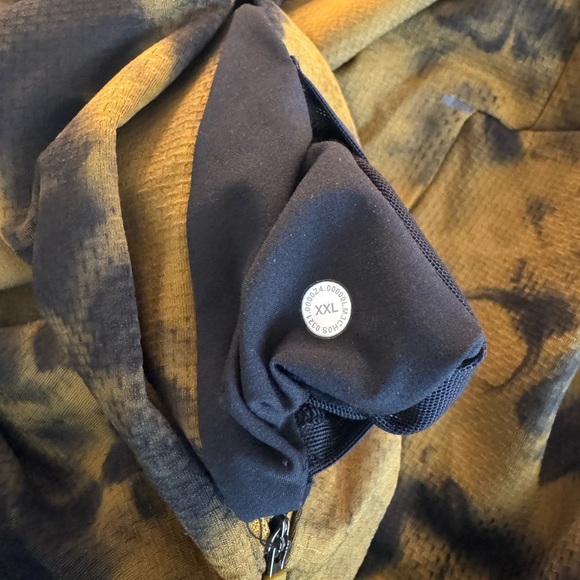 Luluemon Textured Tech hoodie size XXL - Picture 4 of 7